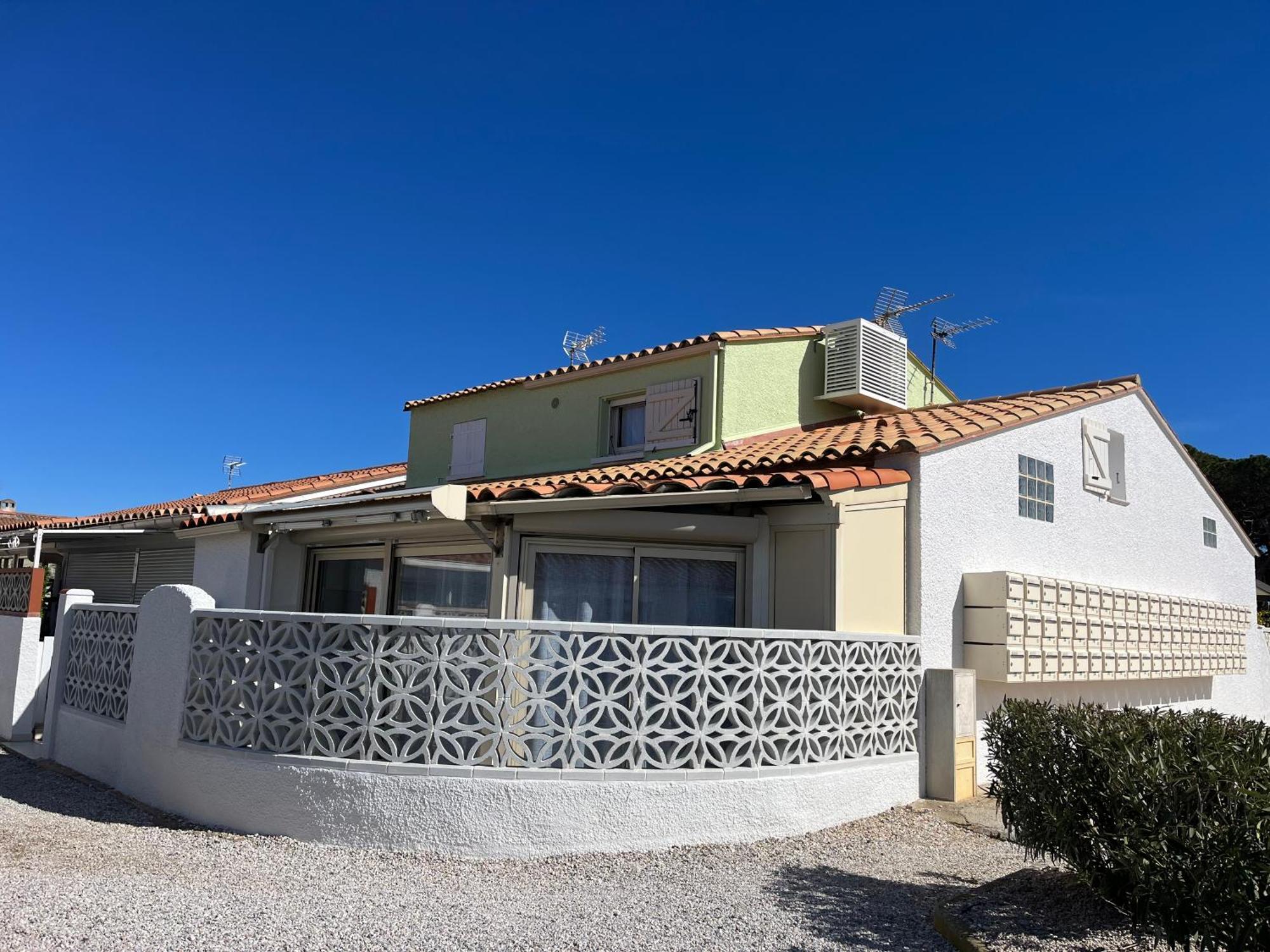 Location De Villa Numero 3 Renovee En Residence Le Barcarès المظهر الخارجي الصورة